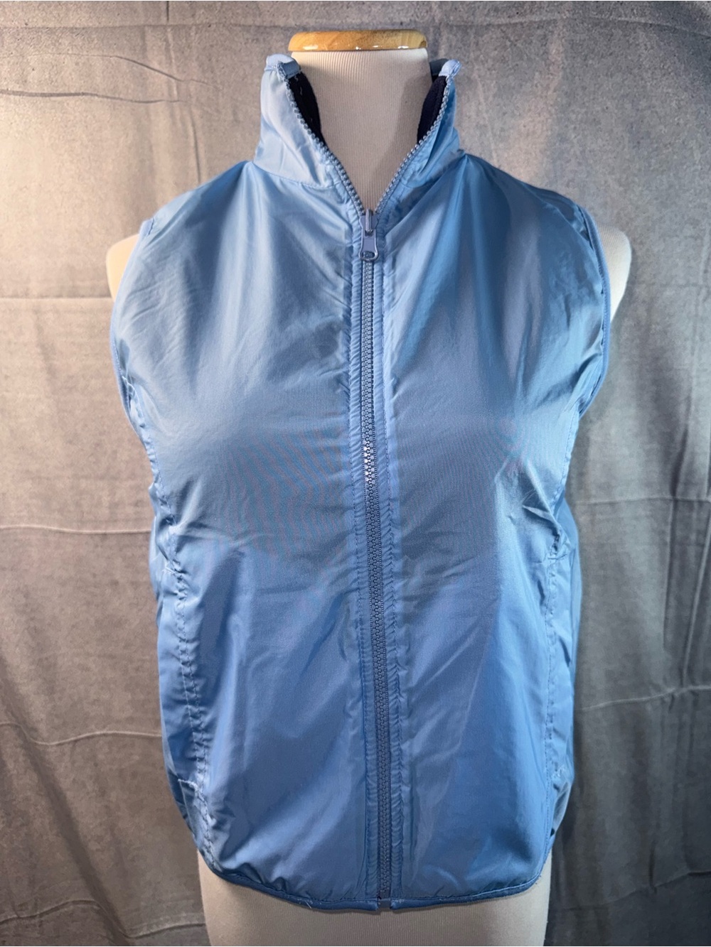 1430-R21 Powder Blue Reversible Lightweight Packable Sleeveless Vest